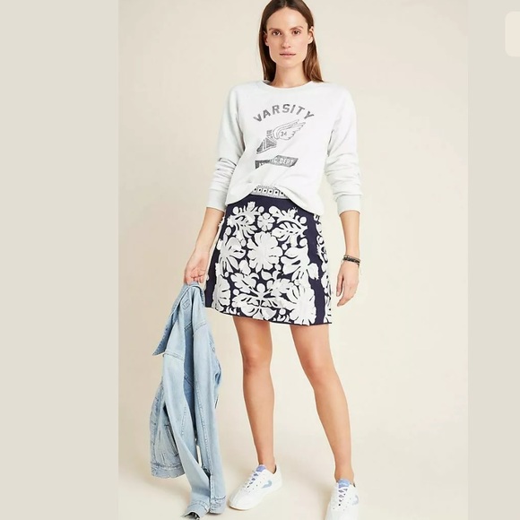 Anthropologie Tops - Anthropologie T.LA Kimberly Raglan Sweatshirt